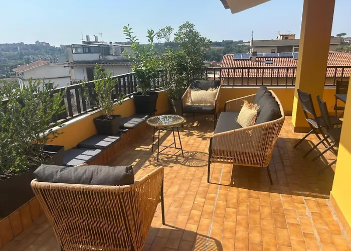 Grande Su Due Livelli Con Terrazza *