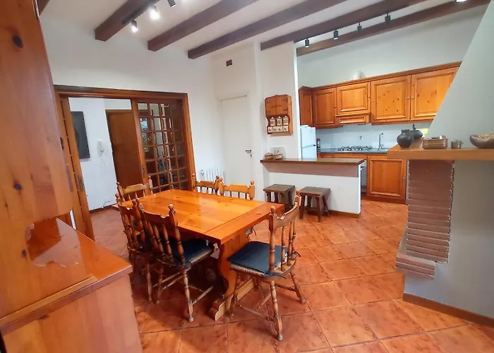 Apartment Grande Su Due Livelli Con Terrazza Rom